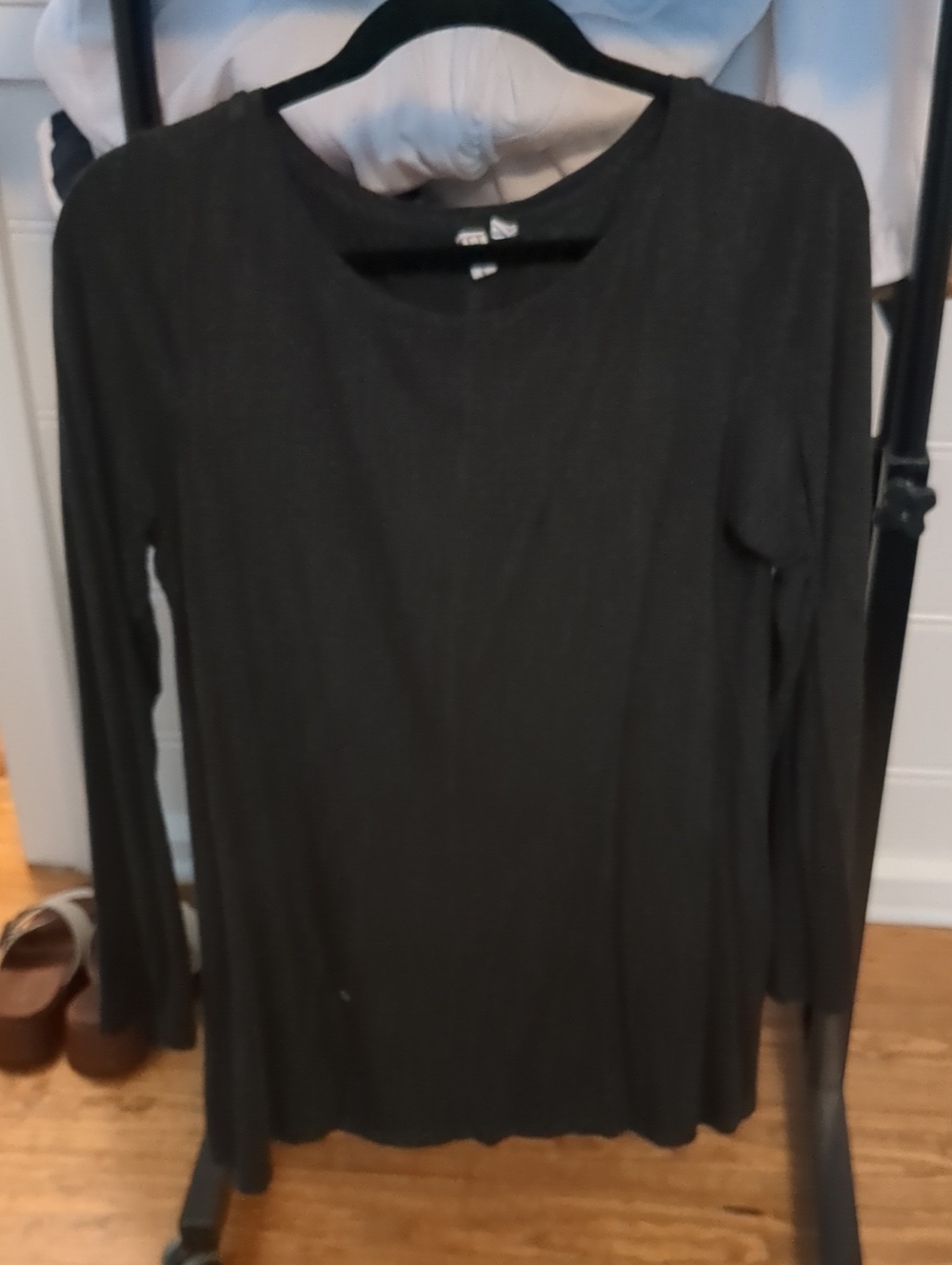 Cable & Gauge Black Long Sleeve Tunic Top